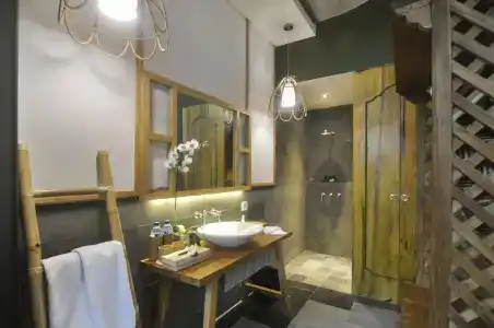 Amora Boutique Villas - 6
