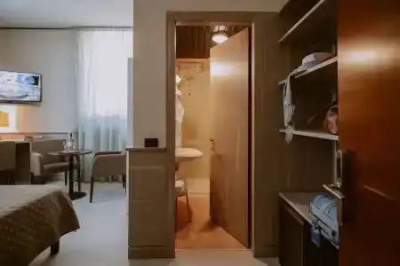 Valentino Centro Storico - 81