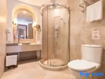Aegean Suites Sanya Yalong Bay Resort - 13