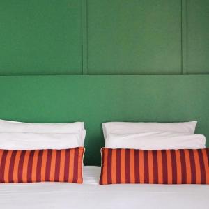 Ours Blanc - Place Victor Hugo - 21