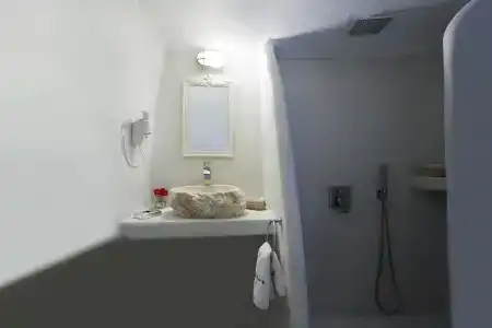 Alexander's Suites - 7