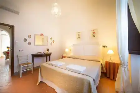 Tenuta Torre Rossa Farm & - 1