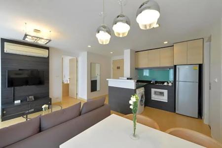 Arize Sukhumvit - 180