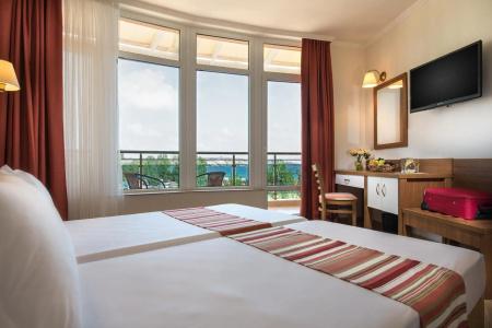 Miramar - Half Board - 3