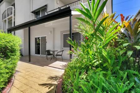 Cairns Reef Apartments & - 17