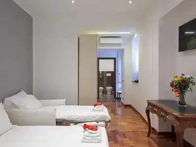 Lh Royal Suites Terrace - 39