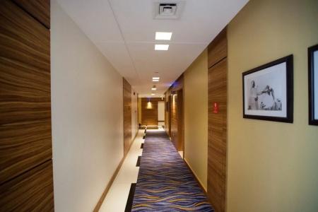 Four Points by Sheraton Downtown Dubai - 6