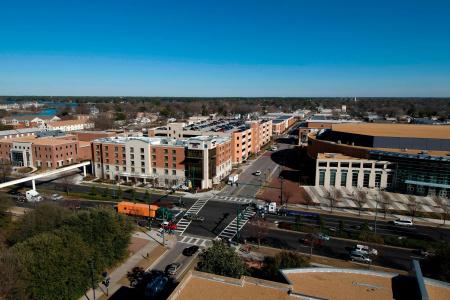 SpringHill Suites Old Dominion University - 17