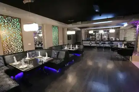 Zargaron Plaza - 17