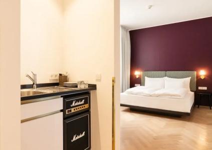 Schani Salon - 50