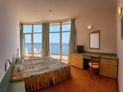 Luna Beach - 8