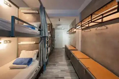 Bedbox Hostel - 43