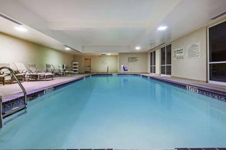 Hampton Inn & Suites West - 11