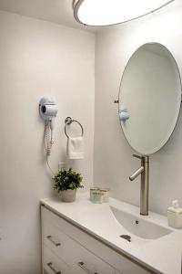 Seacoast Suites on Miami Beach - 174