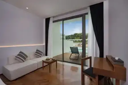 SeaCono Patong Beach Front - 44