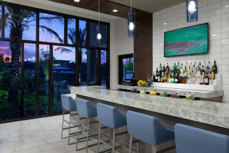 SpringHill Suites by Marriott Orlando at Millenia - 27