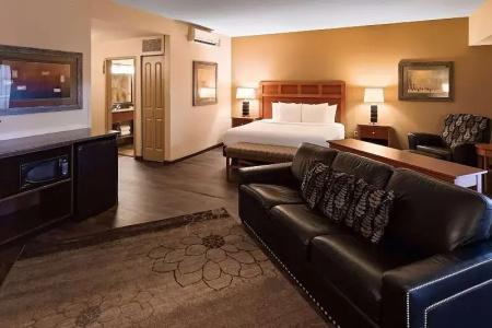 Best Western Plus - 110