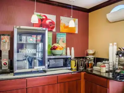 Quality Inn Riverview Enola-Harrisburg - 25