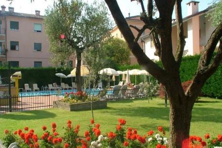 Bella Peschiera - 16