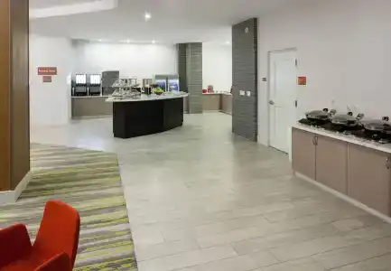 TownePlace Suites by Marriott Orlando at SeaWorld - 28