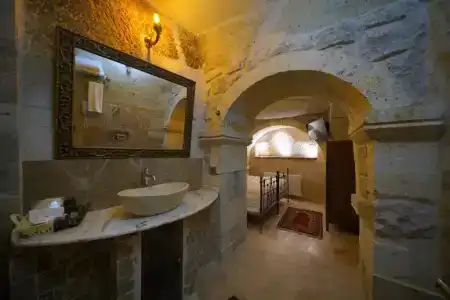 Serenus Cave Suites - 70