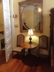 The Queen Anne - 28