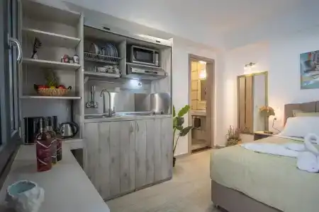 Serenity Luxe Suites - 32
