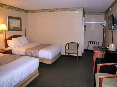 Flagship Inn - 11