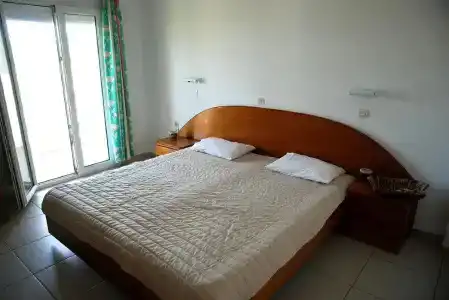 s&c Kosmos Beach Resort - 3