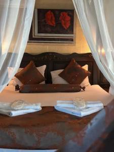Heritage Cave Inn - 110