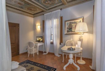 Rinascimento Bed & Breakfast - 85
