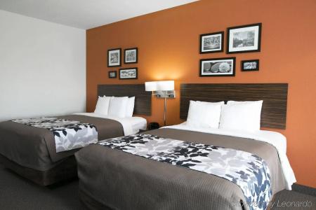 Restwell Inn & Suites I-45 North - 29
