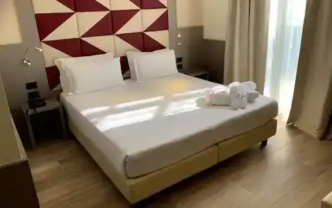 iHs Milano Bocconi - 27