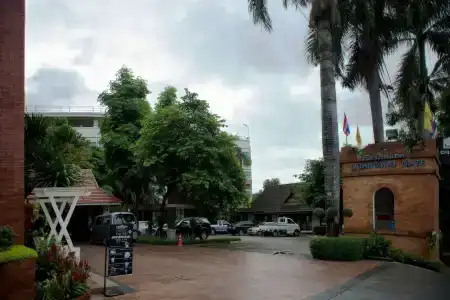 Chiangmai Gate - 18