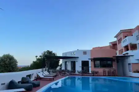 Nisea Samos - 8