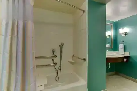 Hilton Garden Inn Oceanfront - 97