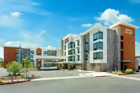 Hampton Inn & Suites -, CA - 0