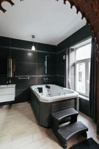 Riad - 31