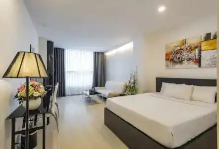 Viola Ho Chi Minh - 5