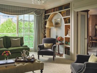 The Goring - 107