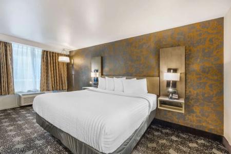 Clarion Inn - 47