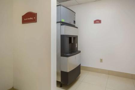 Budgetel Inns & Suites - Atlanta Galleria Stadium - 5
