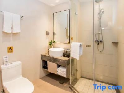 The Golden Ville Boutique and Spa - 111