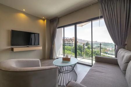 Triple L Patong Beach Phuket - 190