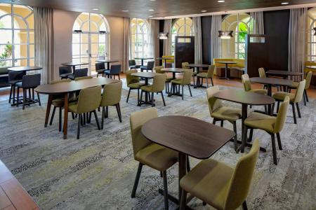 Courtyard by Marriott Fort Lauderdale North/Cypress Creek - 23