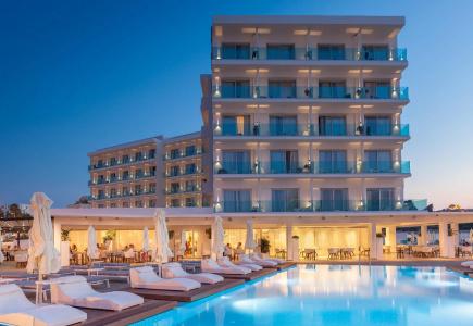 The Blue Ivy & Suites - 14