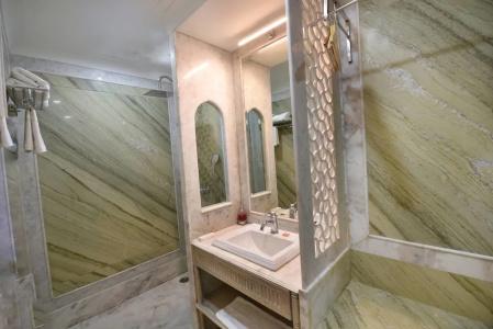 Nirbana Palace - A Heritage and Spa - 68