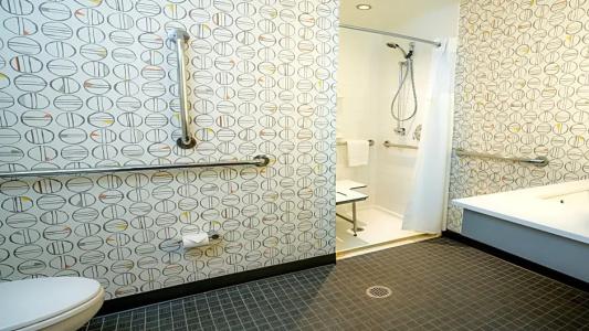 Holiday Inn, An Ihg - 179
