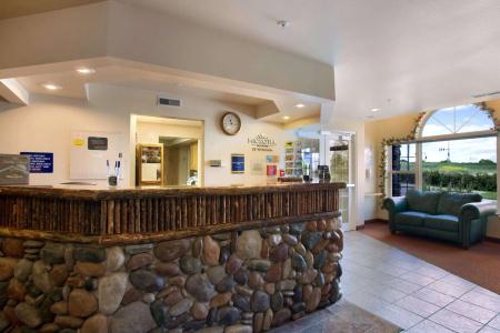 Microtel Inn & Suites by Wyndham - 1