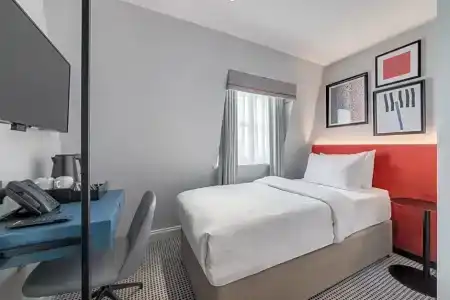 Best Western The Boltons London Kensington - 19
